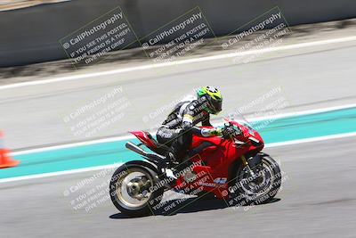 media/Jun-24-2022-TrackDaz (Fri) [[aa6850b51f]]/Group B/1245pm (Front Straight)/